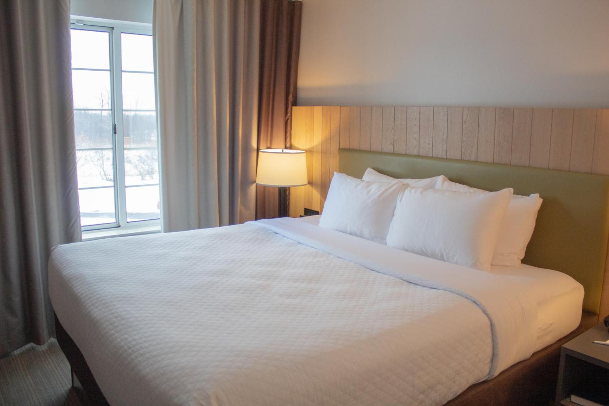 Country Inn & Suites By Radisson, Big Rapids, Mi 외부 사진