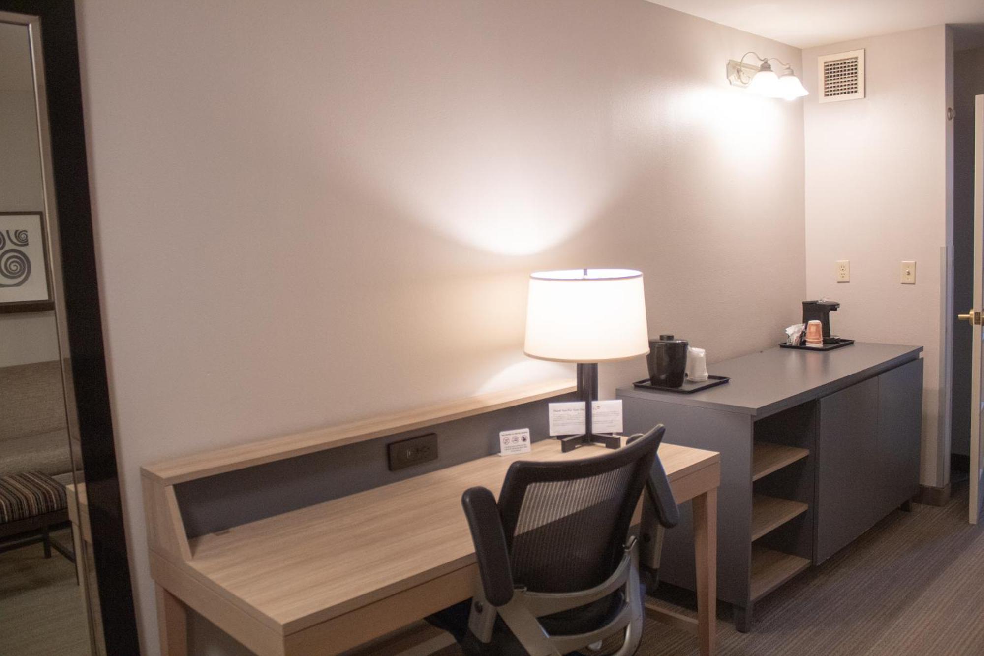 Country Inn & Suites By Radisson, Big Rapids, Mi 외부 사진
