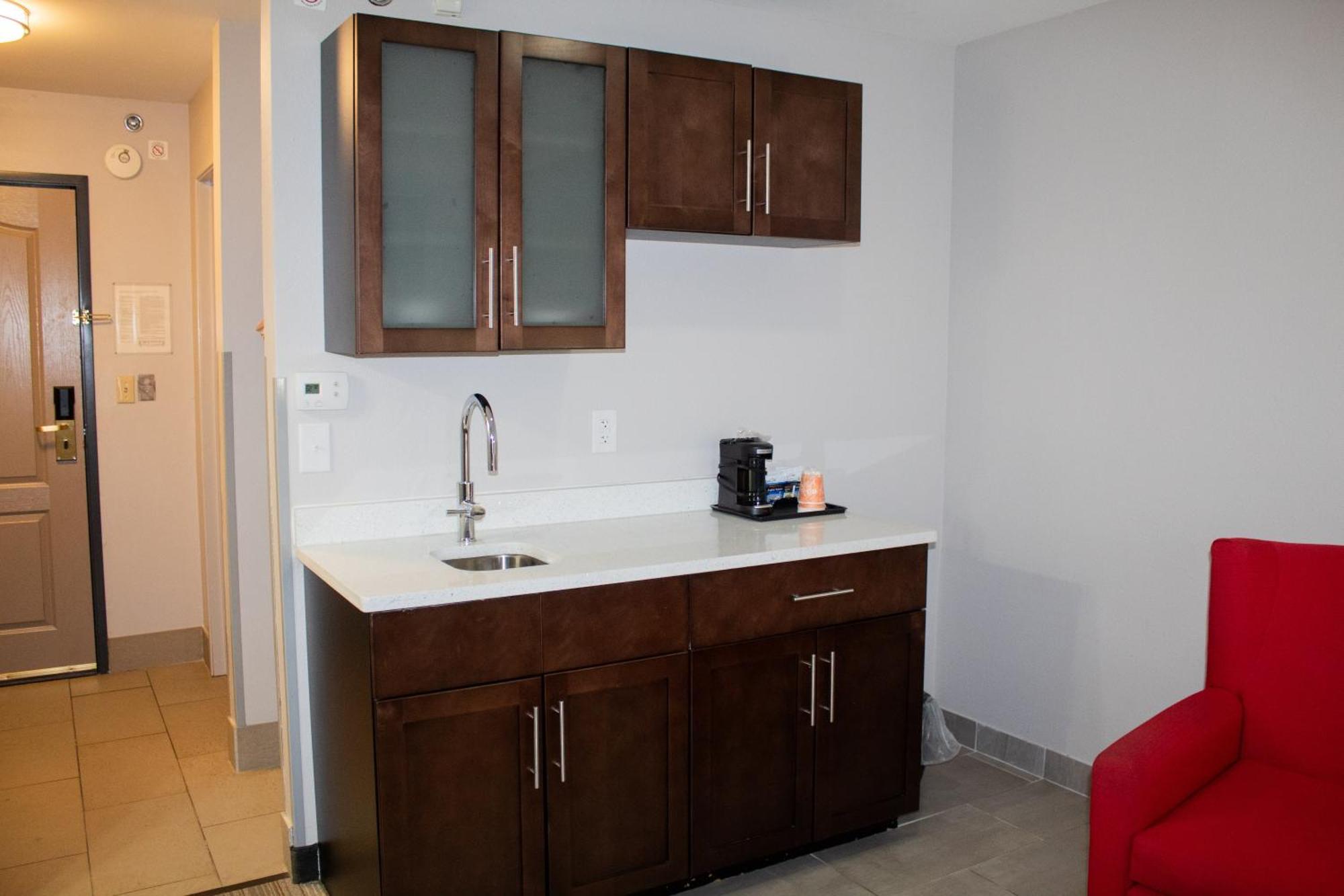 Country Inn & Suites By Radisson, Big Rapids, Mi 외부 사진